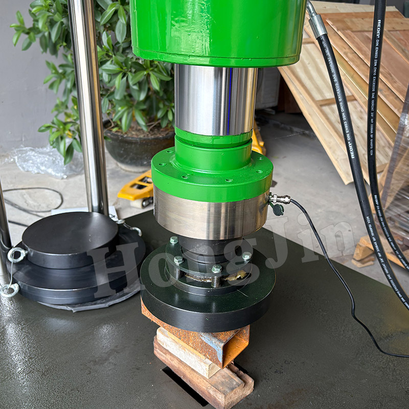 Machine de test de pression de couverture de trou d'homme