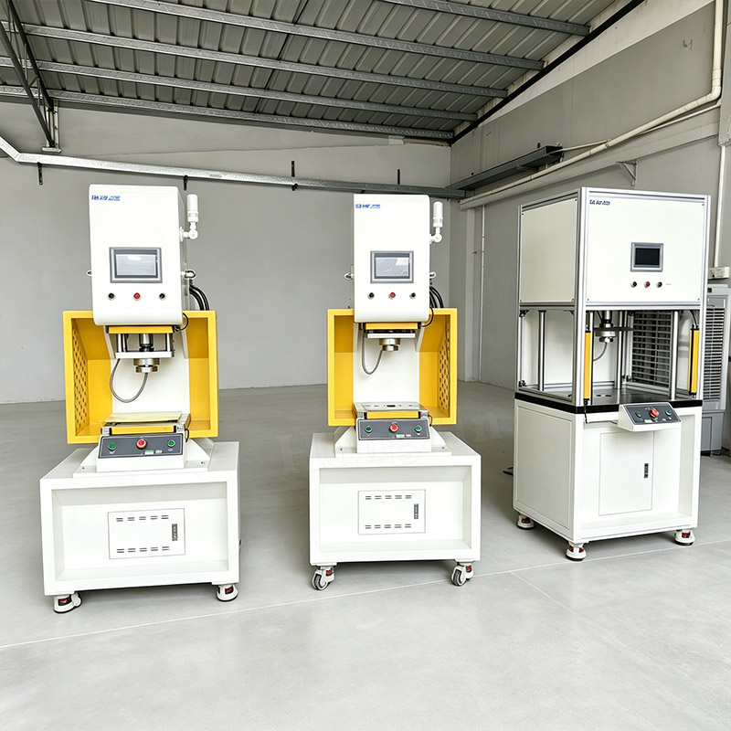 Presse servo de type C